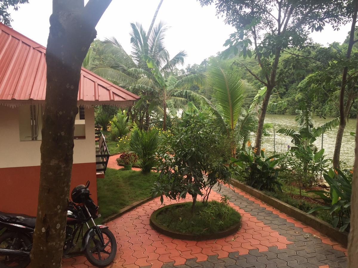 Kandamath Heritage Resort Kolattupuzha ภายนอก รูปภาพ